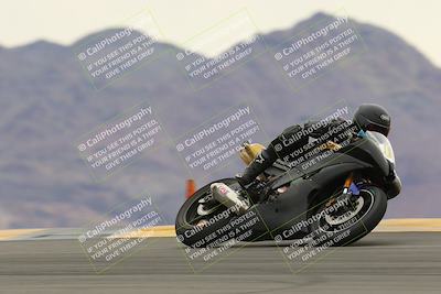 media/Jan-14-2023-SoCal Trackdays (Sat) [[497694156f]]/Turn 9 Set 2 (1130am)/